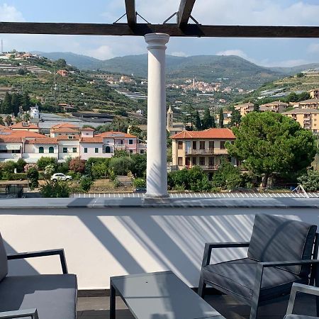 Casa Del Poeta Apartment ริวาลิกูเร ภายนอก รูปภาพ